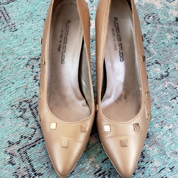 Florence Studio Gold Italian Heels - Picture 2 of 7